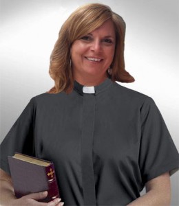 AndreaClergyCollar2